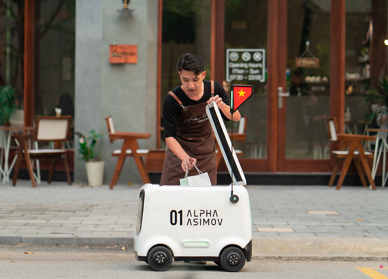 Robot Giao Hàng Không Người Lái Đầu Tiên ở Việt Nam - 2